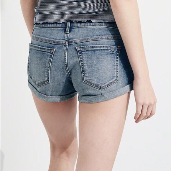 Hollister Female Denim shorts - Picture 3 of 5